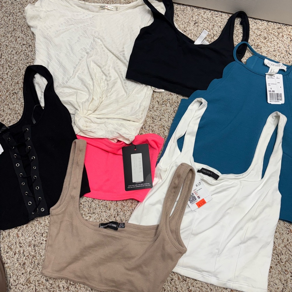 Bundle of women crop tops